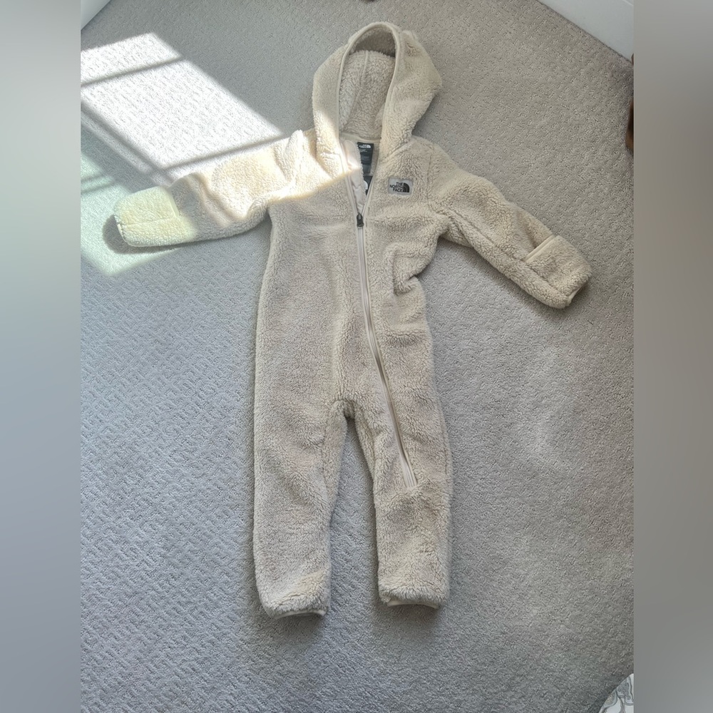 THE NORTH FACE 18-24 TEDDY SUIT